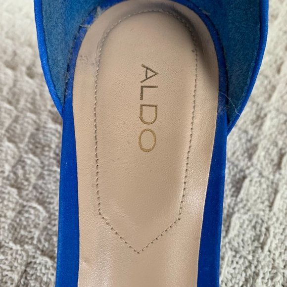 Electric Blue Aldo Villarosa Block Heeled Sandals - Picture 8 of 9